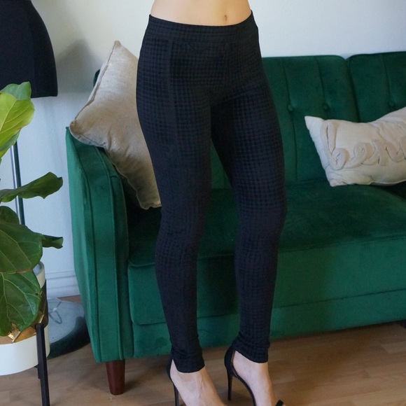 Mudd Black Velvet Plaid High Waisted Skinny Jeggings Size XS - Picture 4 of 8